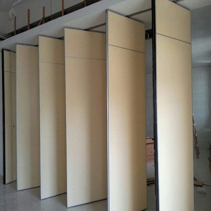 Προσαρμοσμένο μέγεθος τοίχων χωρισμάτων ολίσθησης γραφείων ή αίθουσας συνδιαλέξεων κραμάτων αλουμινίου