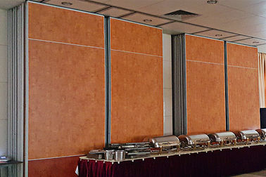 Ξύλινο ακουστικό κυλώντας χώρισμα τοίχων ξενοδοχείων με τις συρόμενες πόρτες