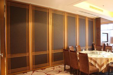 Της Μαλαισίας Soundproof τοίχος χωρισμάτων αλουμινίου ξύλινος γλιστρώντας 85mm πάχος