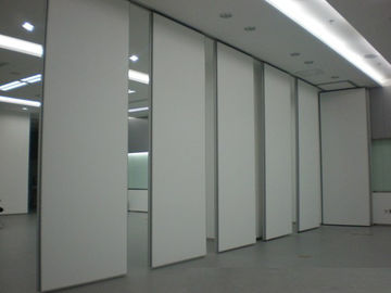 Αίθουσα συμποσίου που διπλώνει την κινητή μόνωση θερμότητας τοίχων χωρισμάτων και αλεξίπυρος