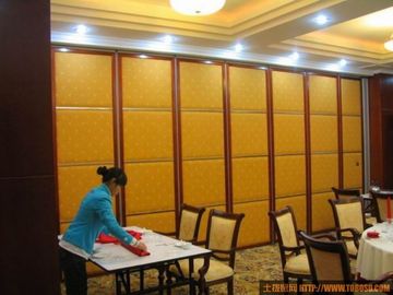 MDF επιφάνειας μελαμινών ξύλινος ακουστικός τοίχος χωρισμάτων για το καθιστικό/το γραφείο