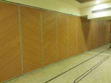 Ξύλινοι γλιστρώντας ακουστικοί τοίχοι χωρισμάτων ξενοδοχείων αιθουσών χορού με την ενιαία/διπλή πόρτα