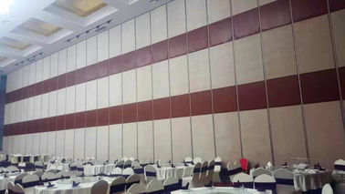 Υγιής απόδειξη που γλιστρά το ύψος 4m επιτροπής τοίχων χωρισμάτων εστιατορίων κυλίνδρων διαδρομής Alumninium εμπορικά έπιπλα