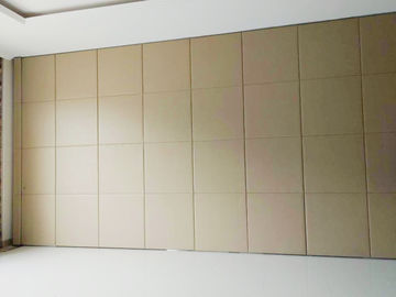 Κινητό τοίχων πάχος 65mm επιτροπής χωρισμάτων απόδειξης ξενοδοχείων υγιές τοποθετημένος σε στρώματα πίνακας