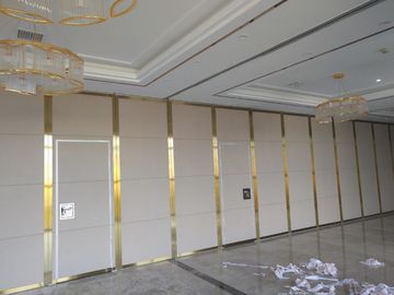 λειτουργικά κράμα αλουμινίου τοίχων χωρισμάτων ύψους 4m και MDF υλικό πορτών πινάκων