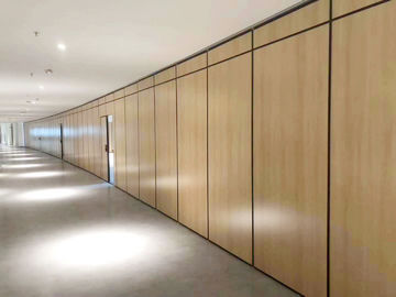 Αίθουσα συμποσίου που διπλώνει τους τοίχους χωρισμάτων, εσωτερικοί γλιστρώντας διαιρέτες δωματίων