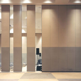 Ακουστικό ξύλινο ξύλινο διπλώνοντας σύστημα τοίχων χωρισμάτων για την αίθουσα χορού ξενοδοχείων