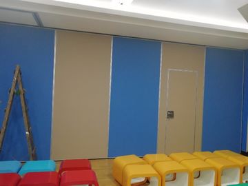 Πολυ τοίχοι χωρισμάτων χρώματος διακοσμητικοί εύκαμπτοι γλιστρώντας/προσαρμοσμένος πτυσσόμενος διαιρέτης δωματίων