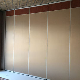 Αλεξίπυρη ξύλινη υγιής απορρόφηση που διπλώνει τους τοίχους χωρισμάτων για τις αγορές Arcades