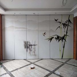 Κινητή ξύλινη ακουστική πτυσσόμενη πόρτα τοίχων χωρισμάτων ακκορντέον για το εστιατόριο που βοτανίζει το δωμάτιο