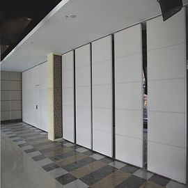 Πλαστικοί ξύλινοι τοίχοι χωρισμάτων επιτροπής γραφείων κινητοί/χώρισμα τοίχων αργιλίου