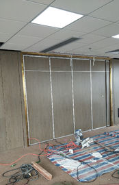 Εισελκόμενοι τοίχοι χωρισμάτων συστημάτων Soundproof γλιστρώντας/λειτουργικά συστήματα τοίχων για την τάξη