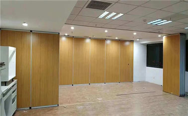 Πάτωμα διαιρέτες ανώτατων στους κινητούς δωματίων/το χορεύοντας σύστημα τοίχων χωρισμάτων δωματίων πτυσσόμενο