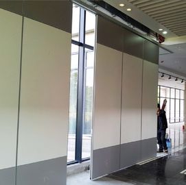 Εσωτερική αλεξίπυρη συρόμενη πόρτα διαιρετών δωματίων που διπλώνει τους τοίχους χωρισμάτων γραφείων