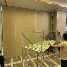 Ακουστικό κινητό σύστημα τοίχων αιθουσών χορού που διπλώνει τους γλιστρώντας τοίχους χωρισμάτων για την αίθουσα συμποσίου