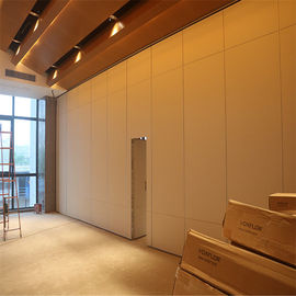 Αίθουσες συνεδριάσεων των αιθουσών συνδιαλέξεων που γλιστρούν τους τοίχους χωρισμάτων για το γραφείο/τις λειτουργικές κινητές πόρτες επιτροπών