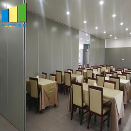 COem που διπλώνει τις πτυσσόμενες επιτροπές χωρισμάτων εστιατορίων τοίχων χωρισμάτων για τους διαιρέτες δωματίων
