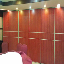Το εύκολο λειτουργικό χρώμα γραφείων προσάρμοσε τον κινεζικό τοίχο χωρισμάτων Foshan πλαισίων αλουμινίου 80 ύφους