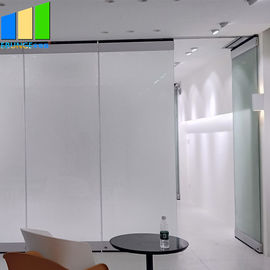 Frameless γλιστρώντας χωρισμάτων τοίχων βερνικωμένοι τοίχοι γυαλιού χωρισμάτων πορτών κινητοί για το εστιατόριο