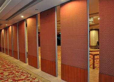 Για πολλές χρήσεις πόρτες πτυχών βισμουθίου δωματίων εσωτερικές, συρόμενες εσωτερικές πόρτες για την αίθουσα συνεδριάσεων