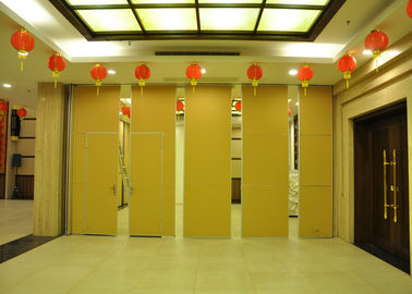 Δωμάτιο κατάρτισης που διπλώνει τις συρόμενες πόρτες 65mm αργιλίου χωρισμάτων επιτροπή