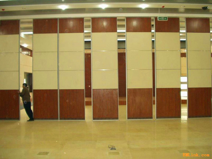 MDF κινητή υγιής απόδειξης επιτροπή μανικιών χωρισμάτων τηλεσκοπική για το ξενοδοχείο