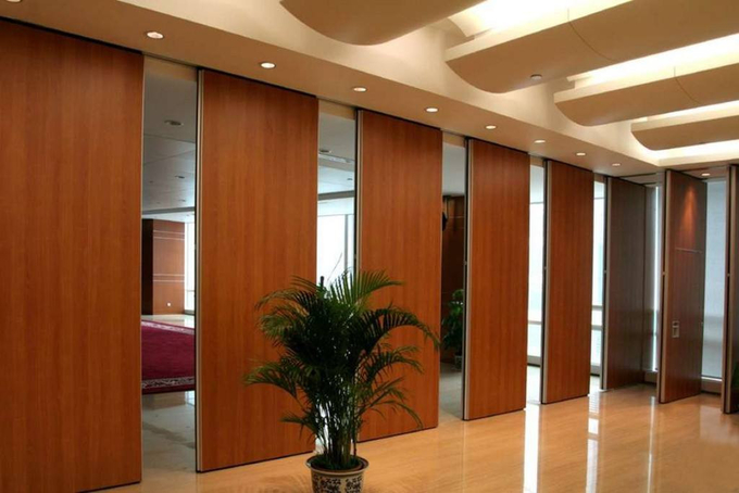 MDF κινητή υγιής απόδειξης επιτροπή μανικιών χωρισμάτων τηλεσκοπική για το ξενοδοχείο