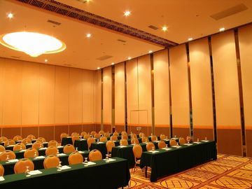 Ακουστικός τοίχος χωρισμάτων πλαισίων αργιλίου για την αίθουσα συνεδριάσεων ISO9001