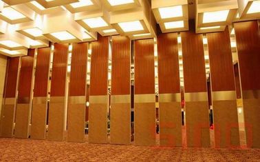 Εμπορικοί διπλώνοντας Mdf πορτών διαιρέτες δωματίων πινάκων αυτόματοι για τη μεγάλη αίθουσα