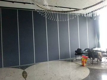 Ανθεκτικοί ακουστικοί λειτουργικοί τοίχοι χωρισμάτων γραφείων, κινητή πόρτα αίθουσας συνδιαλέξεων της Ινδίας