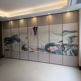 Ο προσαρμοσμένος κινητός τοίχος που διπλώνει τους τοίχους χωρισμάτων χρωμάτισε τις διαφορετικές εικόνες