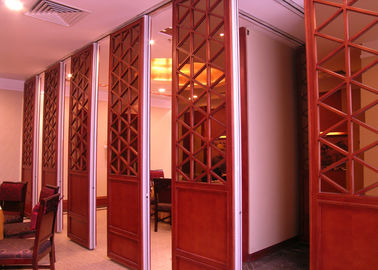 Διαιρέτες δωματίων που κρεμούν το λειτουργικό τοίχο συρόμενων πορτών για τη γαμήλια δυνατότητα συμποσίου
