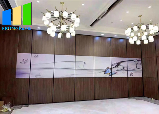 Διακοσμητικό γραφείο που διπλώνει τους γλιστρώντας κινητούς Soundproof τοίχους χωρισμάτων για το εστιατόριο